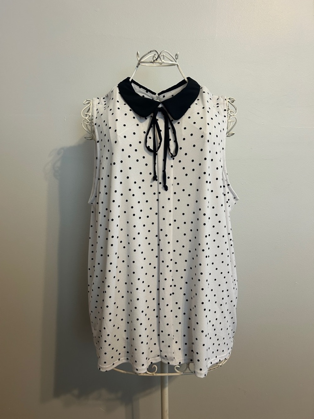 *8/8/$8 SALE* Sleeveless Black & White Polka Dot Bow-Front Top